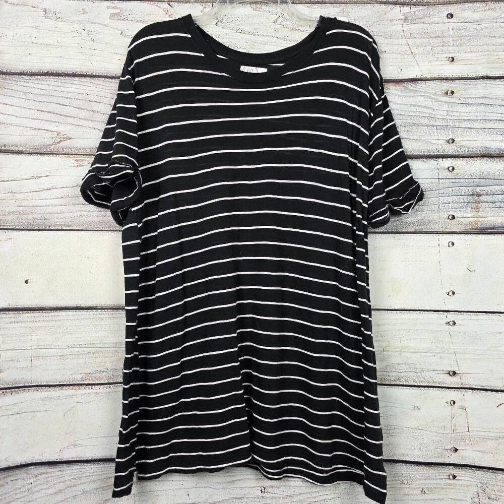 Maurices 24/7 Striped Top Black White Short Sleeve XL